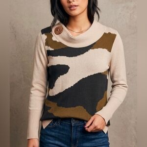 NWT Neon Buddha Camo Tunic Sweater S